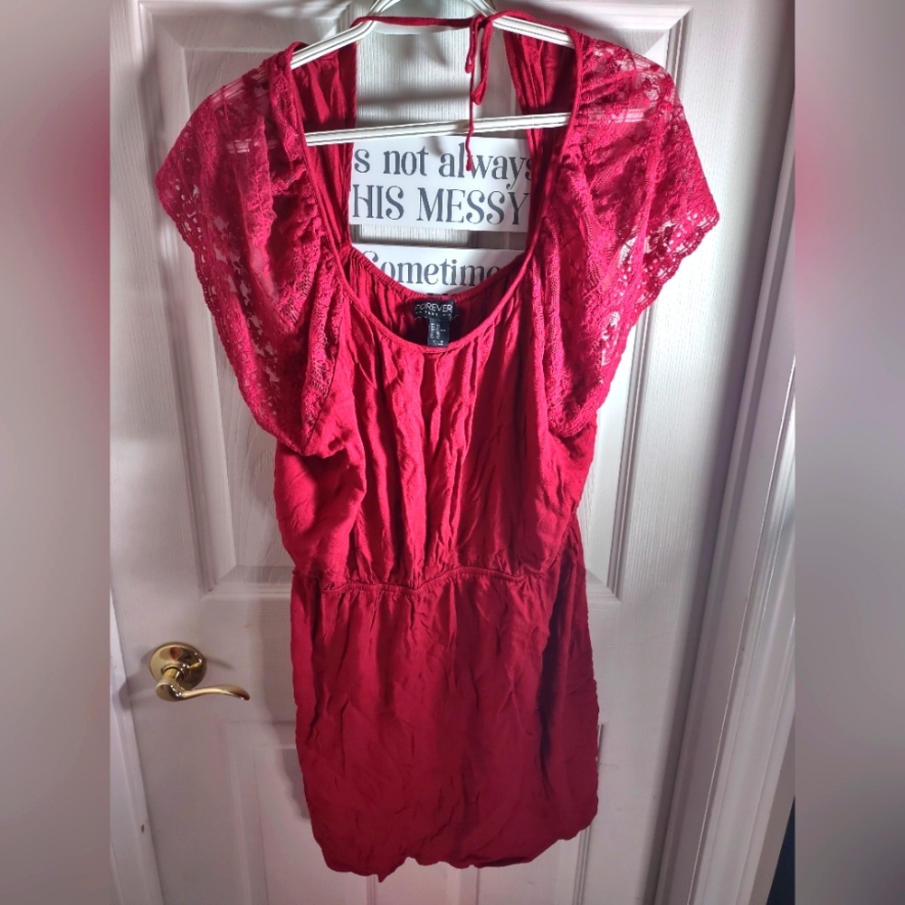 Forever 21 Red Blouse top with Lace Lining and Frilly Design Plus Size